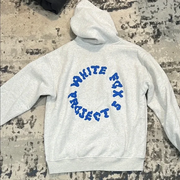 Gray white fox project 5 hoodie - Picture 2 of 6